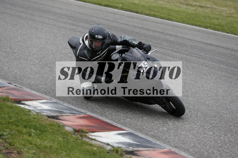 /Archiv-2025/08 20.04.2025 Speer Racing ADR/Gruppe gelb/75